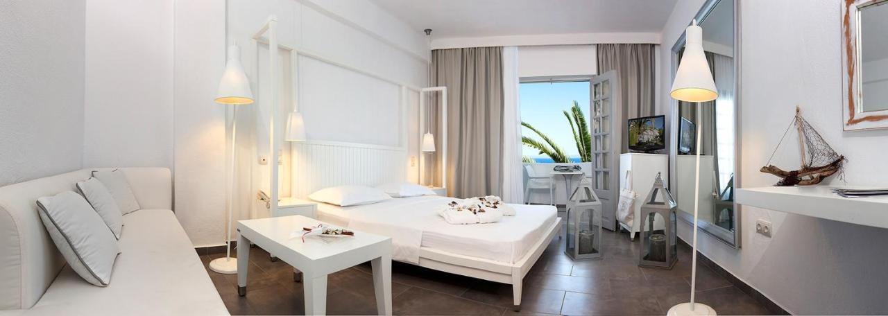 White Suites Resort Афитос Екстериор снимка