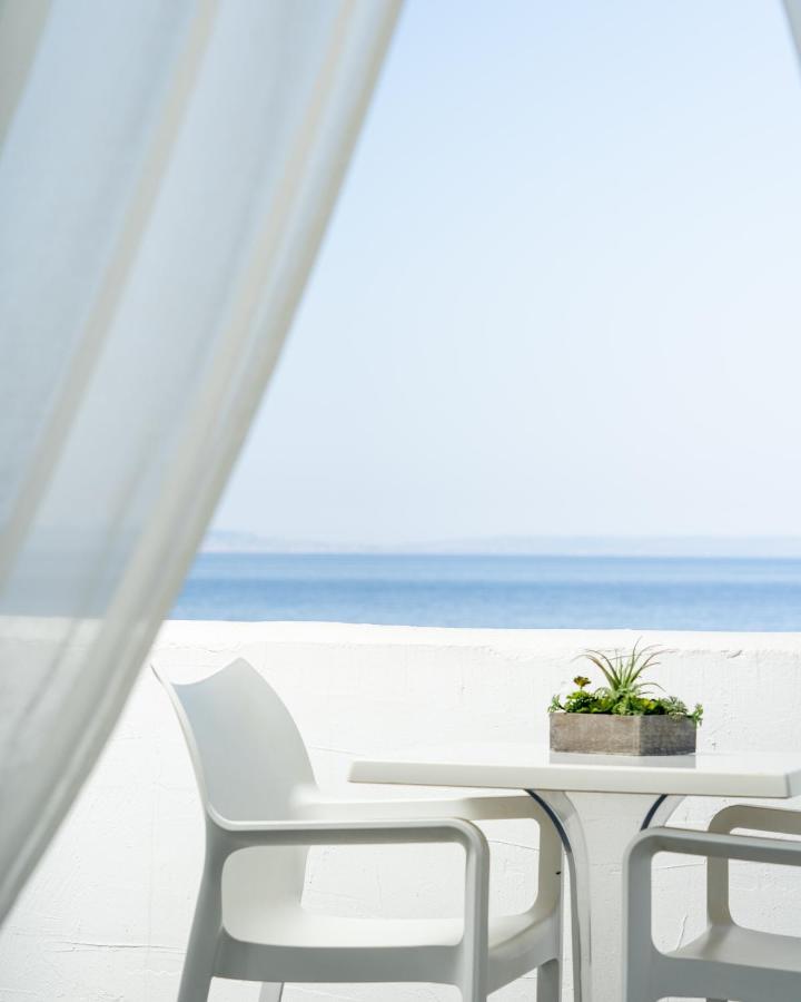 White Suites Resort Афитос Екстериор снимка