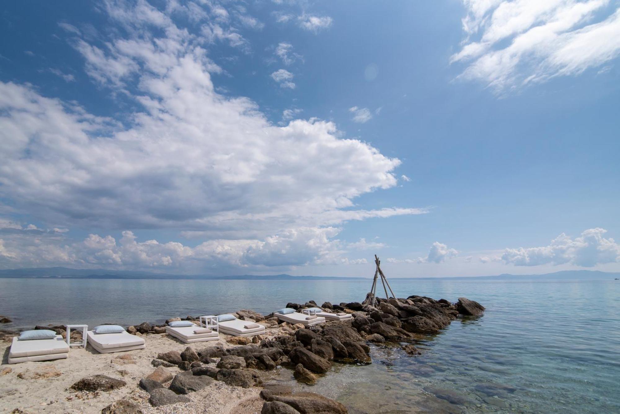 White Suites Resort Афитос Екстериор снимка