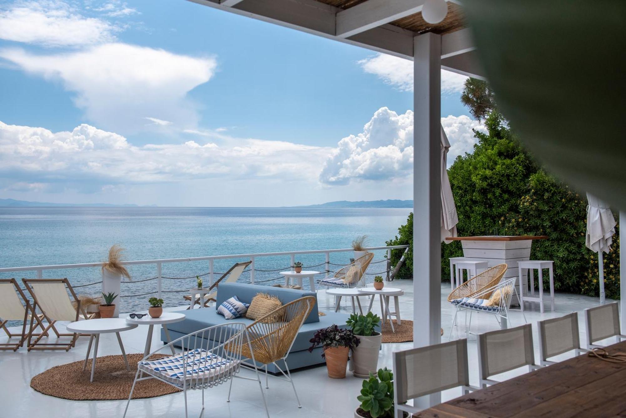 White Suites Resort Афитос Екстериор снимка