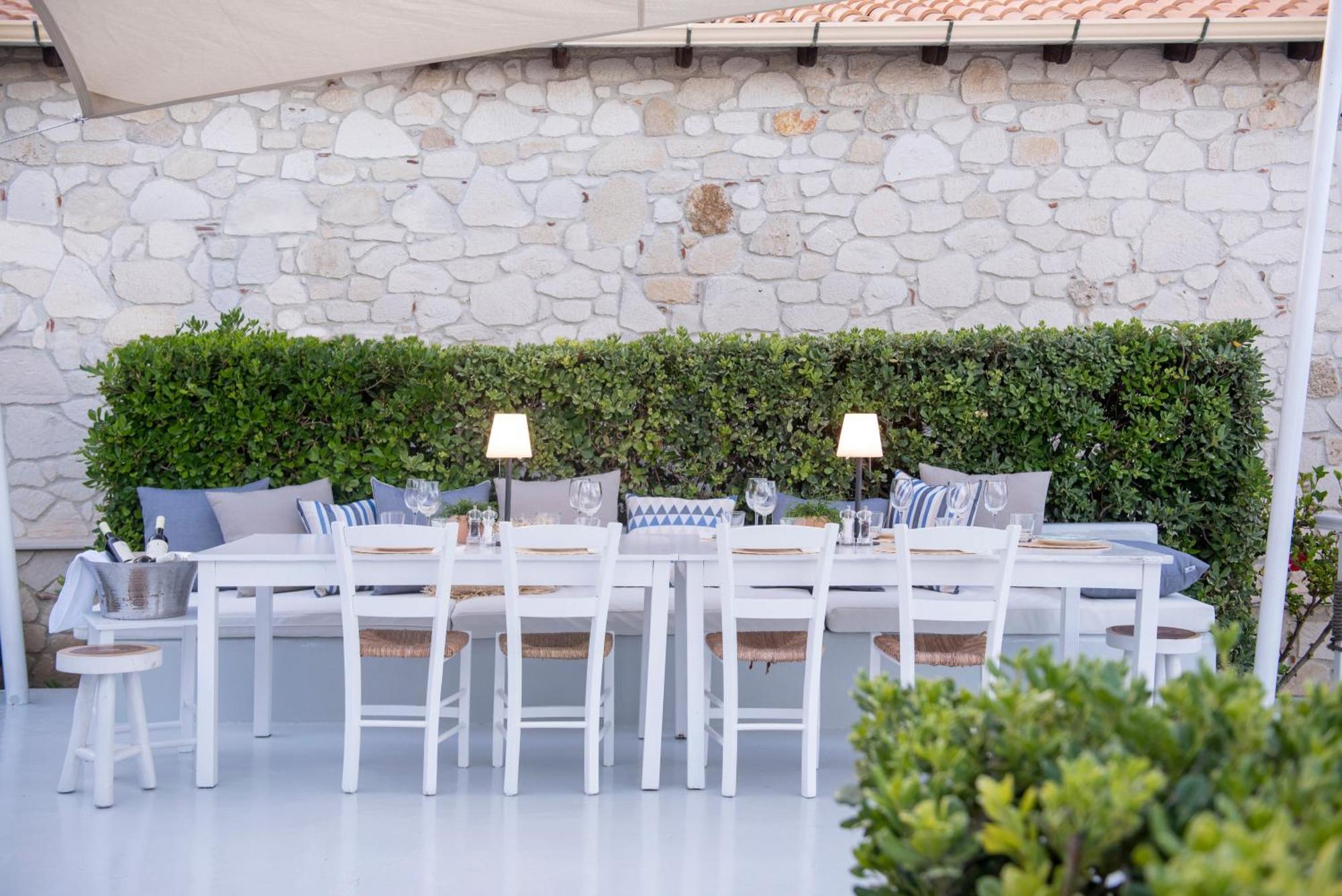White Suites Resort Афитос Екстериор снимка